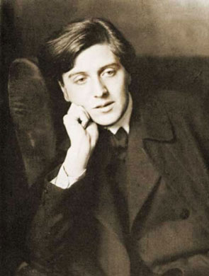 El compositor Alban Berg, en una fotografía de juventud.
